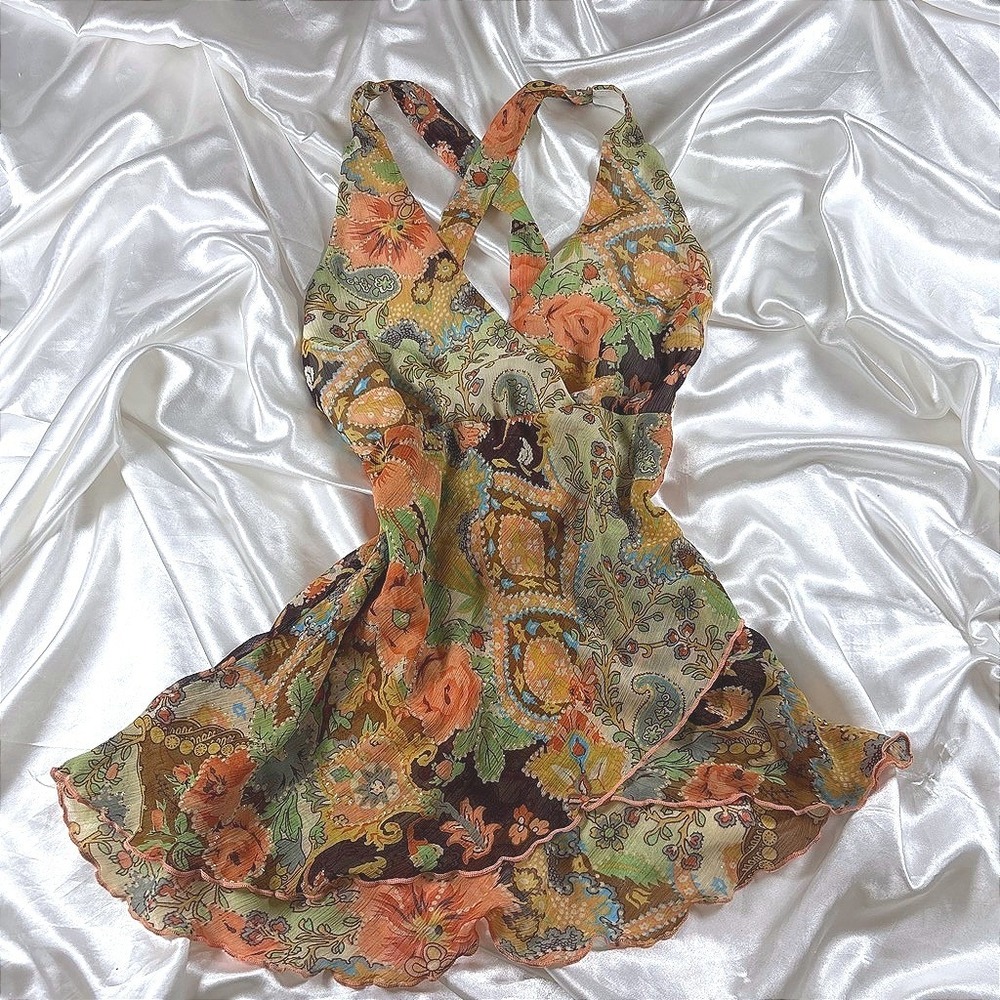 y2k Halter Top Multi Excellent Paisley Floral Ruffle Shimmer Asymmetrical Hem